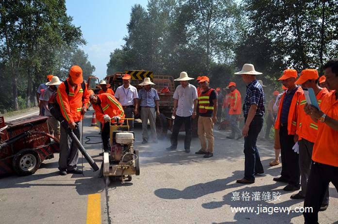 灌縫膠，施工現(xiàn)場