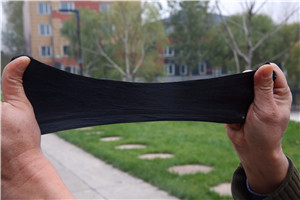 混凝土道路路面裂縫修補(bǔ)有沒(méi)有施工比較便捷環(huán)保的材料？